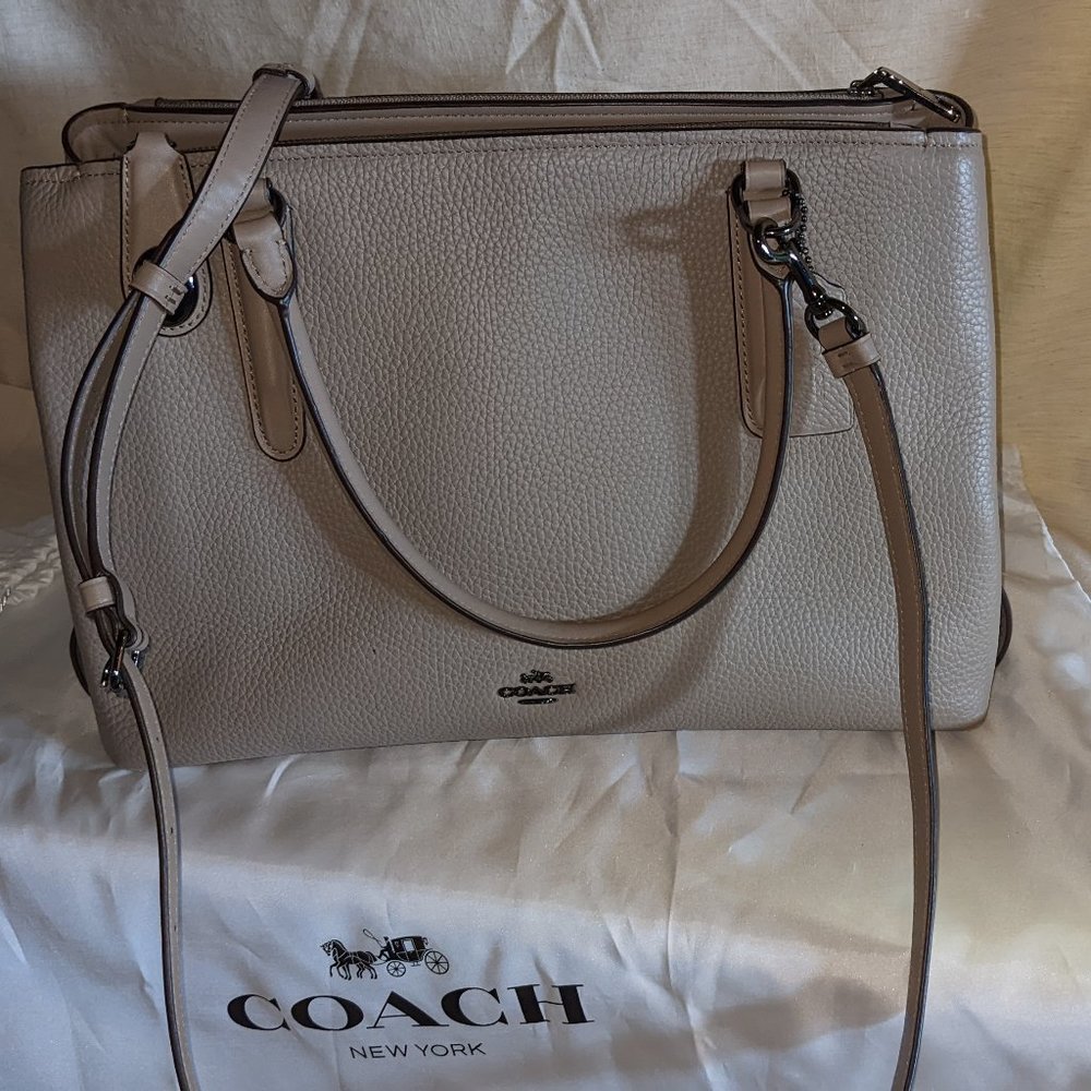 Coach Brooklyn Carryall 34  F1721-57276 Tan Pebble Leather
